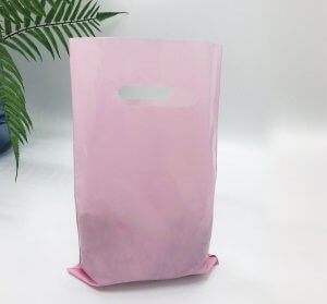 Die cut handle bag  200*300 mm, without printing, LDPE A6, PINK -Chernigov Package - Фото 20х30_розовый2+