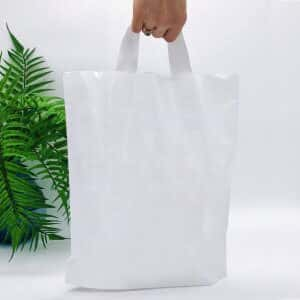 Bags with white loop handle 30х35 cm, without printing, white Chernigov Package - Photo Петля белая актив